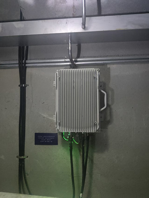  乌恰电力管廊覆盖漏缆方式案例